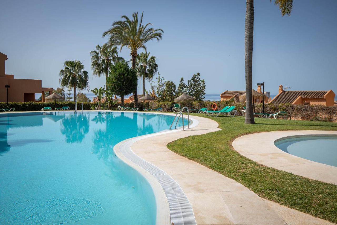 1 Marbella Beach Golf Lägenhet Exteriör bild