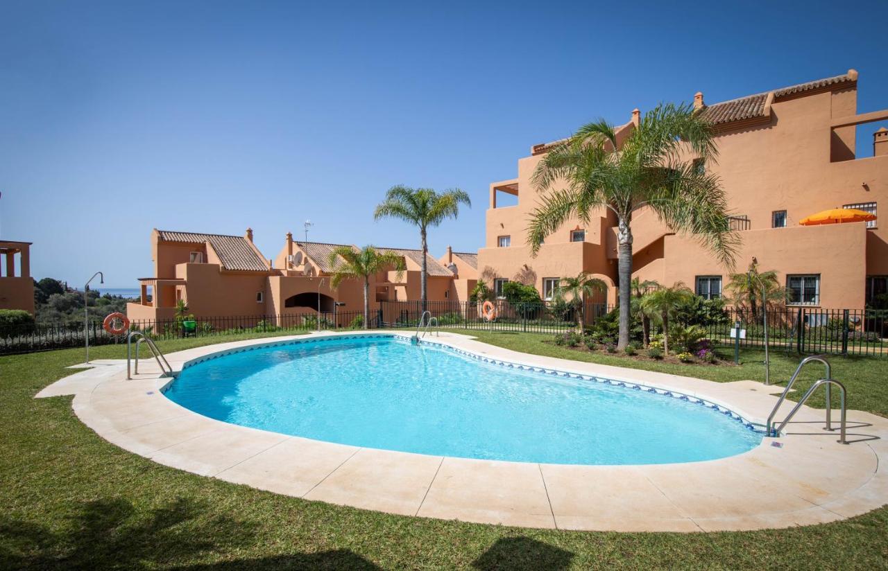 1 Marbella Beach Golf Lägenhet Exteriör bild
